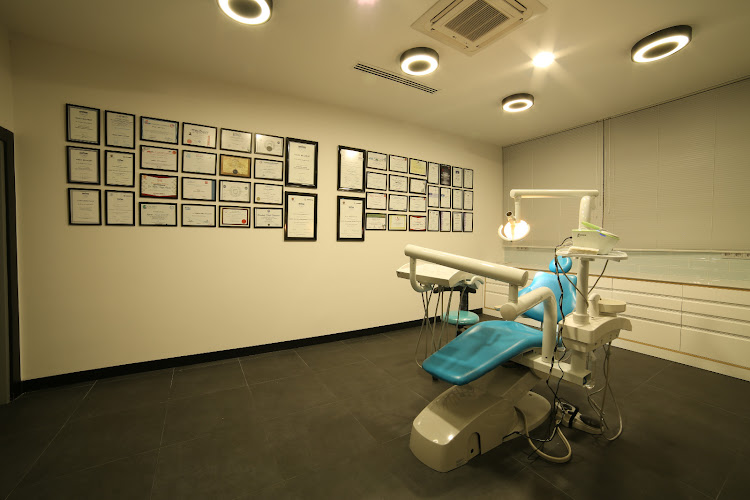 Klinik Bursa Ağız ve Diş Sağlığı Polikliniği (ZAGA Center Bursa)