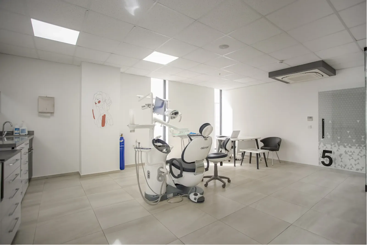 Antalya Akdeniz Dental Clinic