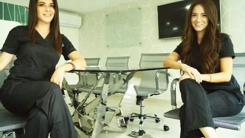 Dentista. SENSES Clínica Dental