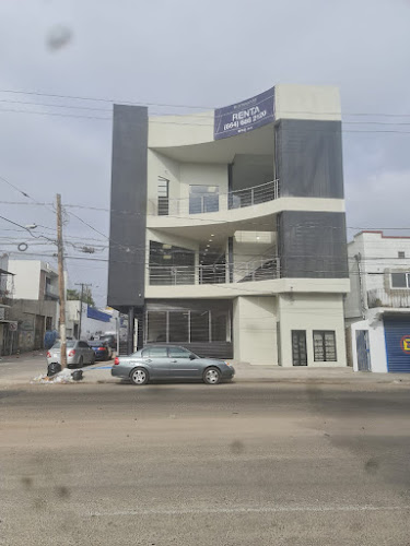 Floss Dental Clinic Tijuana