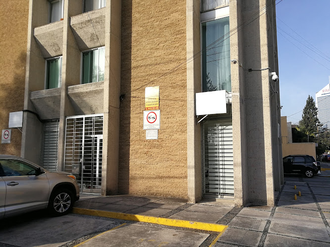 PROCLINIC ESPECIALIDADES DENTALES