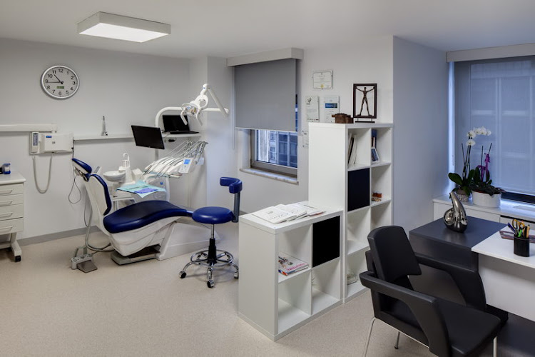 ISTANBUL DENTAL CLINICS Turkey | Dentist | Veneers | Dental Implants | Crowns | Hollywood Smile Design